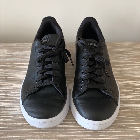 Adidas - Picture 2 of 3